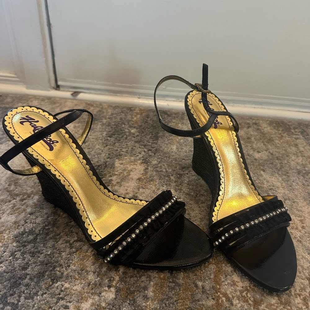 Hale Bob Black and Gold Wedge Sandals